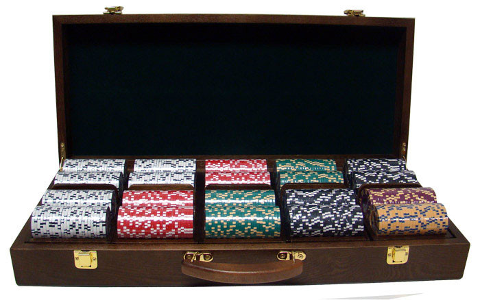2 Stripe Twist 500pc 8 Gram Poker Chip Set w/Walnut Case