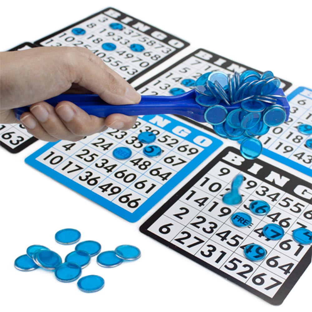Dacefloy Magnetic Bingo Wand with 100 Metal Ringed Chips for Counting School/Game Chips Plastic Markers 